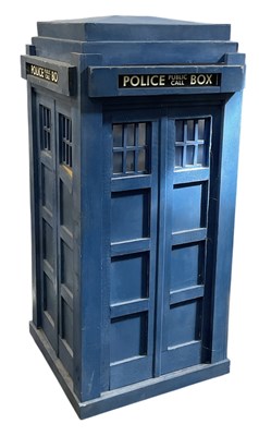 Lot 219 - DOCTOR WHO INTEREST; a large scratch-built...