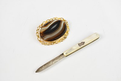 Lot 561 - A Victorian yellow metal mounted hardstone...