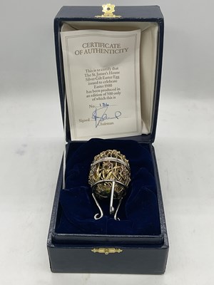 Lot 528 - THE ST JAMES'S HOUSE CO; a boxed silver gilt...