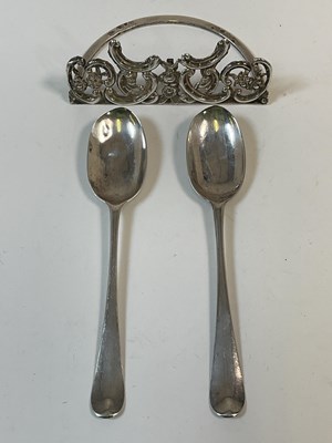 Lot 524 - WILLIAM COMYNS; a late Victorian hallmarked...