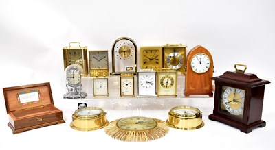 Lot 129 - A quantity of modern clocks to include...