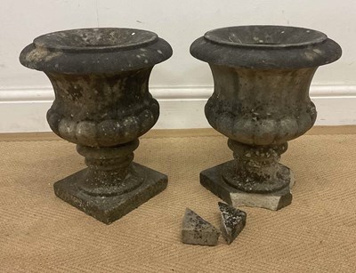Lot 727 - A pair of late 18th/early 19th century marble...