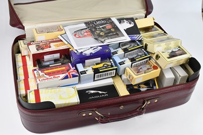 Lot 640 - A collection of diecast model vehicles...
