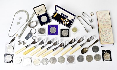 Lot 266 - Various collectibles including a silver 1927...