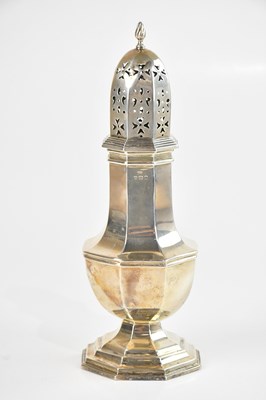 Lot 358 - WILLIAM DEVENPORT; an Edward VII hallmarked...