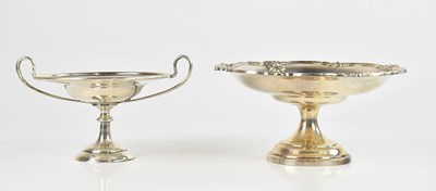 Lot 320 - WALKER & HALL; an Elizabeth II hallmarked...