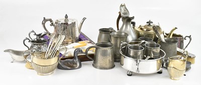 Lot 454 - A group of assorted hallmarked silver and...