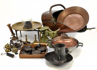 Lot 167 - A quantity of assorted metalware including...