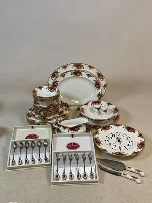 Lot 383 - ROYAL ALBERT; an extensive 'Old Country Roses'...