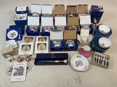 Lot 410 - ROYAL WORCESTER: a quantity of miniature cups...