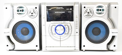 Lot 487 - PANASONIC; an SA-AK330 Stereo system with five-...
