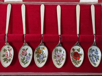 Lot 539 - W W GODWIN & SON LTD; a cased set of six...