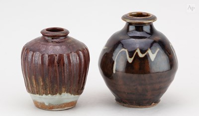 Lot 510 - MIKE DODD (born 1943); a globular stoneware...