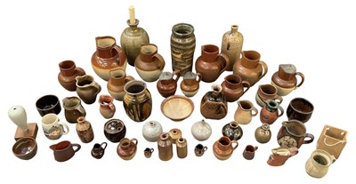 Lot 533 - A collection of forty-five pieces of assorted...