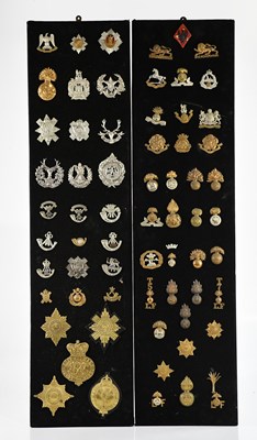 Lot 1236 - A collection of various army badges including...