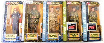 Lot 736 - Twenty-one HM Armed Forces figures and...