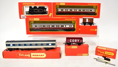 Lot 441 - Various Tri-ang Hornby model railway boxed...