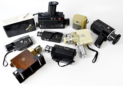 Lot 662 - A quantity of 8mm handheld cine cameras and...