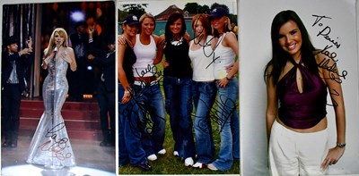 Lot 310 - GIRLS ALOUD; a full band signed colour...