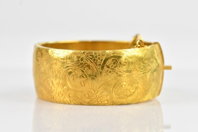 Lot 1094 - A good Eastern yellow metal heavy gauge hinged...