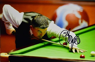 Lot 609 - SNOOKER; five signed colour photographs, two...