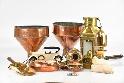 Lot 418 - An assortment of metalware including a Bulpitt...