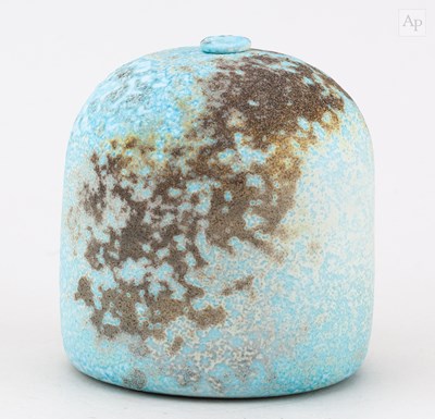 Lot 357 - JACK DOHERTY (born 1948); a porcelain keeper...