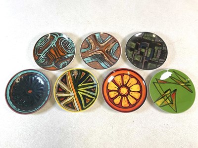 Lot POOLE POTTERY; seven shape 3 Delphis plates,...
