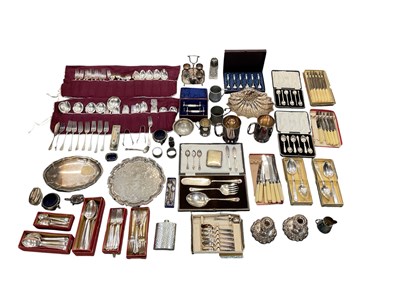 Lot 1091 - A large quantity of assorted silver plated...