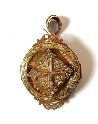 Lot 575 - A good early Victorian yellow metal...