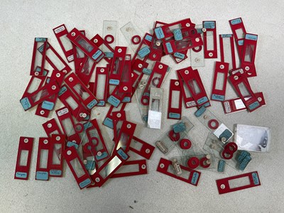 Lot 216 - A large collection of loose prepared...