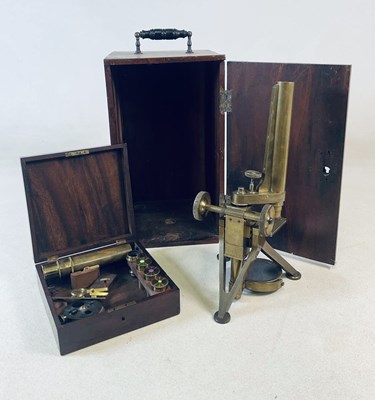Lot 219 - An early acromatic compound microscope,...