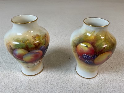Lot 387 - ROYAL WORCESTER; a matched pair of small...