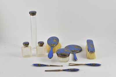 Lot 1118 - HENRY CLIFFORD DAVIS; a George VI hallmarked...