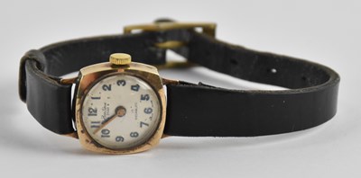 Lot 1439 - A 9ct yellow gold lady's 17 jewel Incabloc...