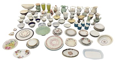 Lot 560 - A large quantity of assorted sundry ceramics,...