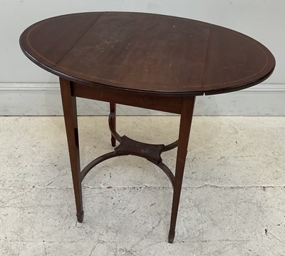 Lot 169 - A 19th century mahogany drop-leaf table,...