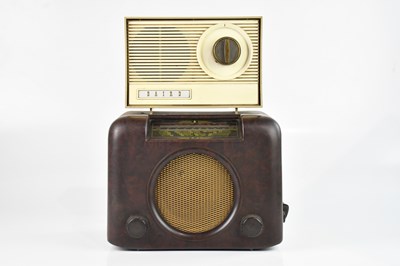 Lot 1091 - BUSH; a bakelite radio, together with a Baird...