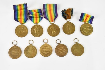 Lot 1251 - Ten WWI Victory Medals comprising medals...