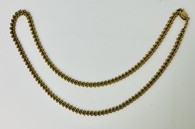 Lot 586 - A 9ct yellow gold flat fancy link chain,...
