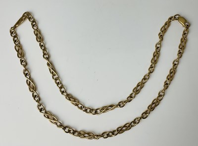 Lot 689 - A 9ct yellow gold fancy link chain, length...