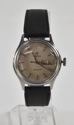 Lot 1405 - OMEGA; a vintage gentleman's stainless steel...