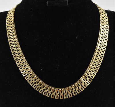 Lot 1265 - A 14ct yellow gold fringe necklace, with...