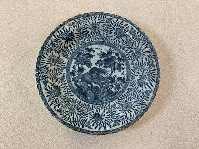 Lot 94 - An 18th century Chinese blue and white floral...
