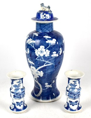 Lot 630 - A 19th century Chinese blue and white lidded jar