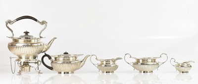 Lot 85 - THE GOLDSMITHS & SILVERSMITHS CO LTD; a George...