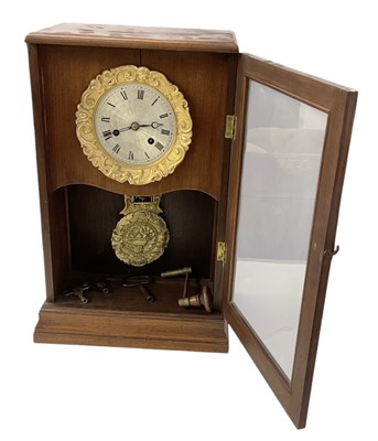 Lot 128 - A late 19th/early 20th century mahogany cased...