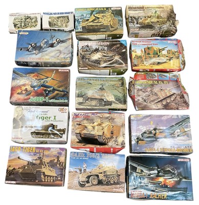 Lot 477 - DRAGON; a collection of sixteen assorted scale...