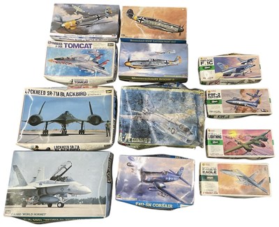 Lot 499 - HASEGAWA HOBBY KITS; a collection of twelve...