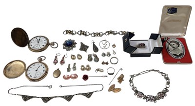 Lot 1318 - A group of mixed costume jewellery including a...